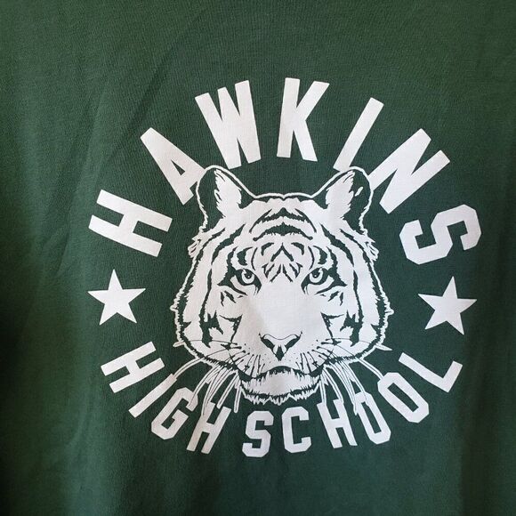 NIKE Stranger Things T Shirt Mens Size M Hawkins High School Green Tee CK2342 - Picture 2 of 9